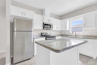 14 S Dahlia St in Pharr, TX - Building Photo - Building Photo