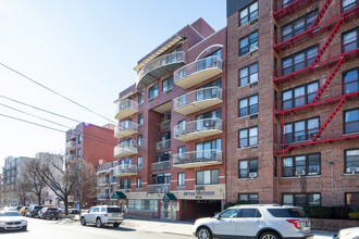 Bulk 12-Unit Condo Package in Jamaica, NY - Foto de edificio - Building Photo