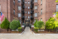 1620 E 2nd St in Brooklyn, NY - Foto de edificio - Building Photo