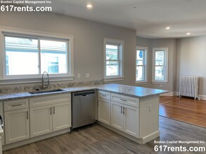 91 Wallingford Rd, Unit #2 in Boston, MA - Building Photo - Building Photo