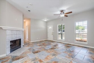 35 Country Pl Dr in Wimberley, TX - Building Photo - Building Photo