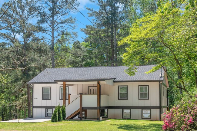 4100 Danforth Rd SW in Atlanta, GA - Building Photo - Building Photo