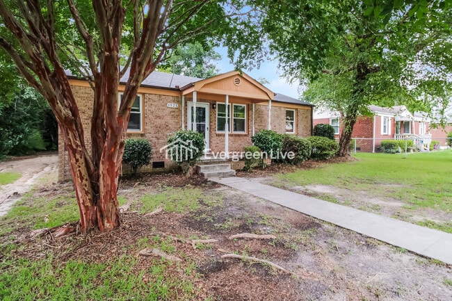 1525 Abbott Rd in Cayce, SC - Building Photo - Building Photo