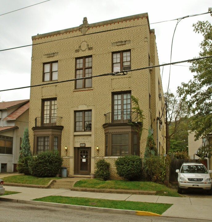 La-Salle Apartments in Charleston, WV - Building Photo