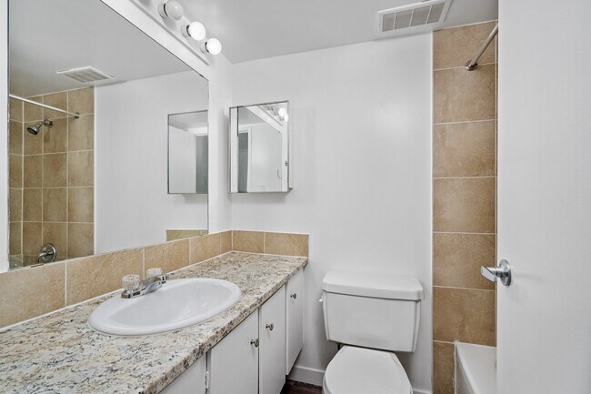 535-513 13 Ave SW in Calgary, AB - Building Photo - Building Photo