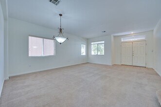11113 Prado Del Rey Ln in Las Vegas, NV - Building Photo - Building Photo