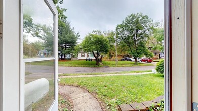 4040 8th St in Des Moines, IA - Building Photo - Building Photo