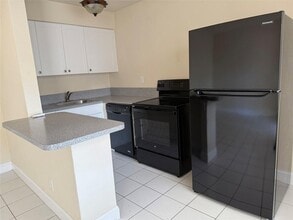 1219 NE 14th Ave in Fort Lauderdale, FL - Building Photo - Building Photo