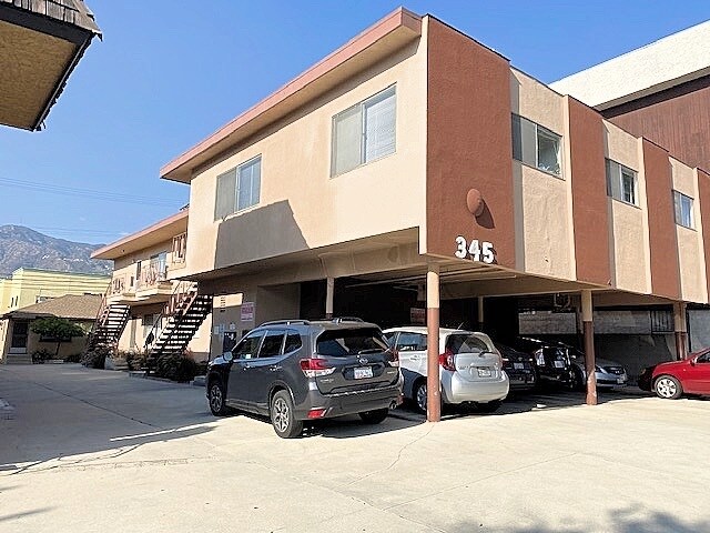 345 Burchett St in Glendale, CA - Building Photo - Building Photo