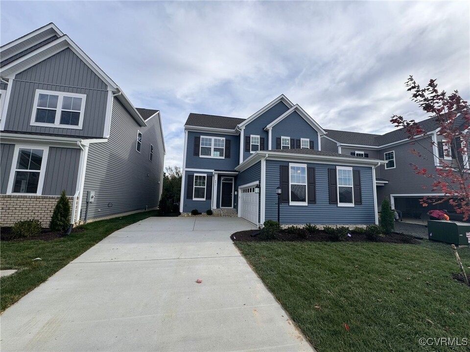 6617 Cassia Loop in Moseley, VA - Building Photo