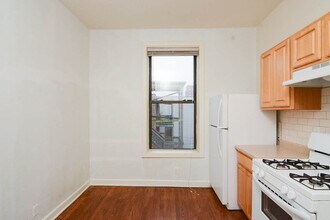 4408 N Hazel St in Chicago, IL - Building Photo - Building Photo