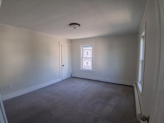 295 Main St, Unit 295