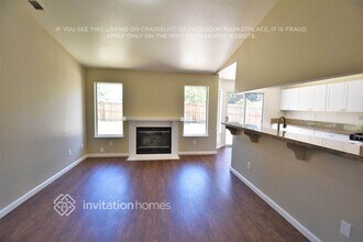 8600 Luciano Ct in Sacramento, CA - Building Photo - Building Photo
