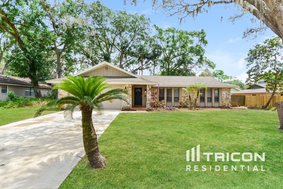 5163 Tallow Wood Ct in Orlando, FL - Foto de edificio