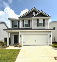 600 Brightleaf Cir in Hinesville, GA - Building Photo