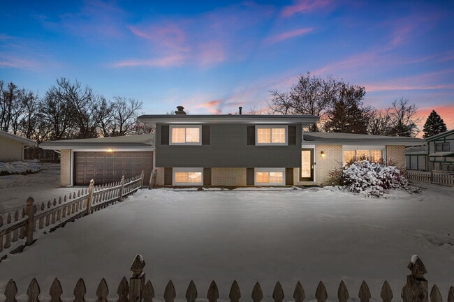 28 E 55th St in Hinsdale, IL - Building Photo - Building Photo