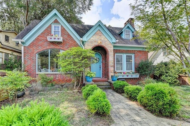 property at 309 S Columbia Dr
