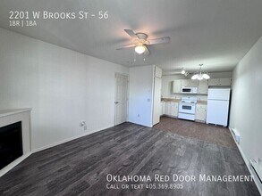 2201 W Brooks St in Norman, OK - Building Photo - Building Photo