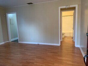 525 W Florence Ave in Louisville, KY - Building Photo - Building Photo