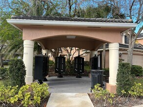 2757 Center Ct Dr in Weston, FL - Building Photo - Building Photo