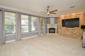 20111 Lakespire Dr in Katy, TX - Building Photo - Building Photo