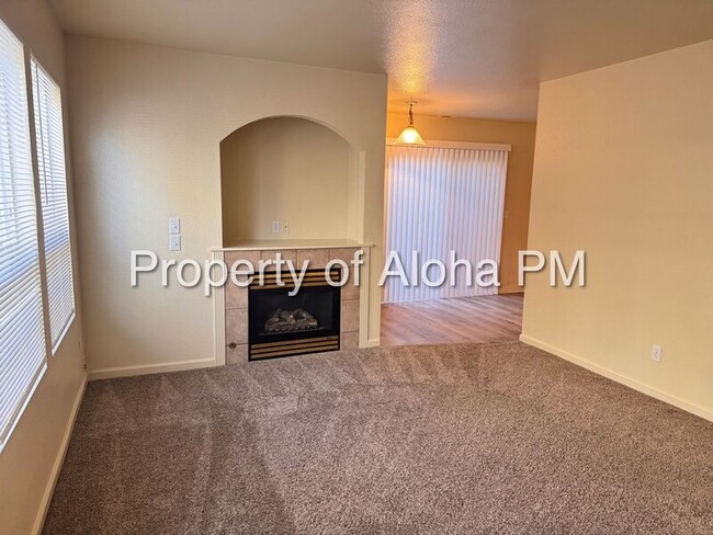 5670 W Bloom St in Boise, ID - Building Photo - Building Photo