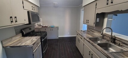 1604 Texas St in Malvern, AR - Building Photo - Building Photo