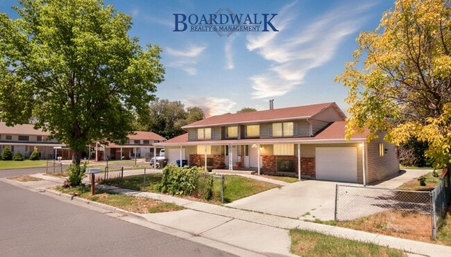 property at 3944 Crown Ave