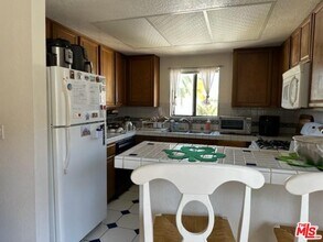 1041 2nd St in Santa Monica, CA - Building Photo - Building Photo