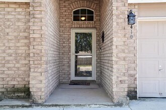 410 S Water Ln in New Braunfels, TX - Building Photo - Building Photo