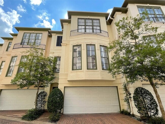 property at 1329 Hyde Park Blvd