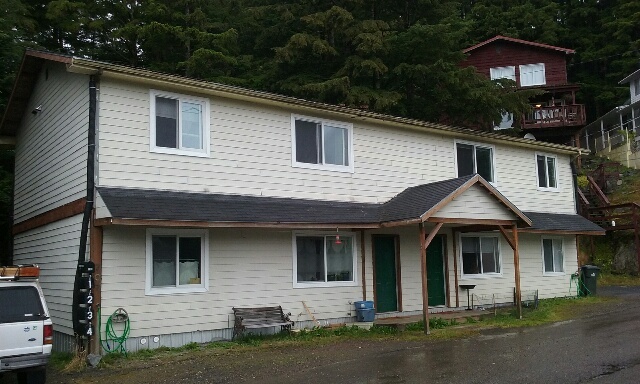 707 Grant St, Unit 4 in Ketchikan, AK - Building Photo - Building Photo