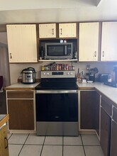 105 Carrillon Ln in Pueblo, CO - Building Photo - Building Photo