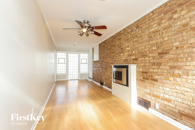 504 E 163rd St in South Holland, IL - Foto de edificio - Building Photo