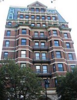 483 Beacon St, Unit 96 in Boston, MA - Building Photo