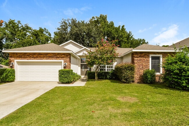 property at 1260 Shorecrest Cir