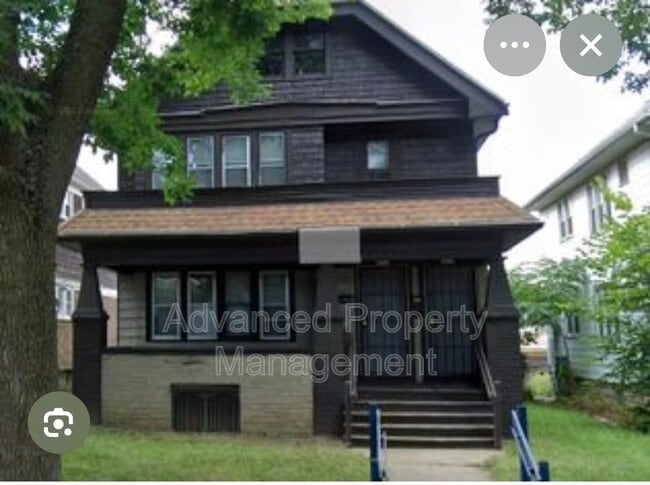 property at 3851 N 24th Pl