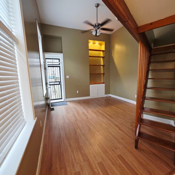 322 W George St, Unit A in Philadelphia, PA - Building Photo