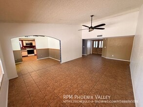 8151 W Sierra Vista Dr in Glendale, AZ - Building Photo - Building Photo