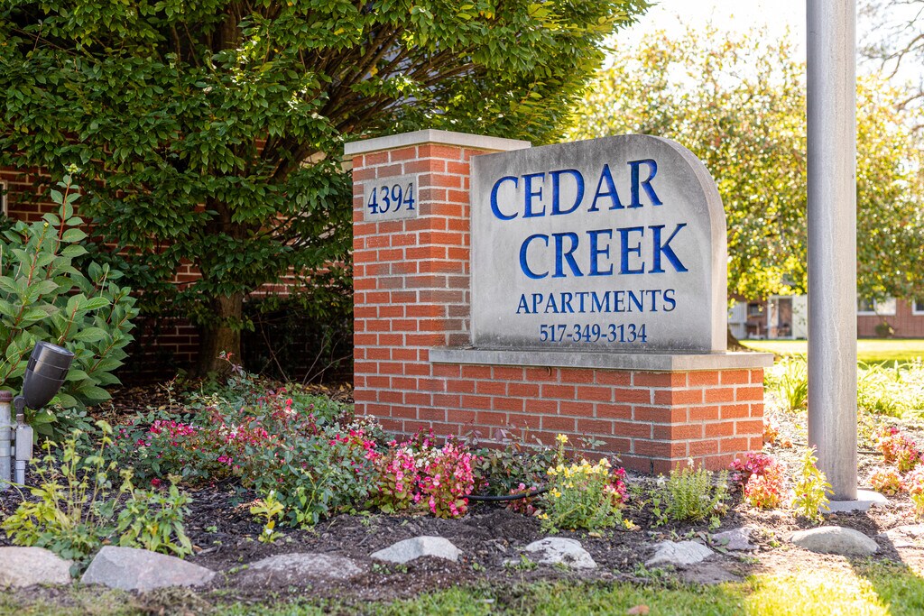 Cedar Creek Apartments in Okemos, MI