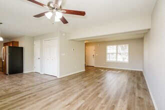 7110 Tassel Meadow Dr in Indianapolis, IN - Building Photo - Building Photo