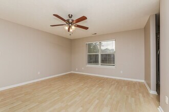 5102 Emmert Dr in Indianapolis, IN - Building Photo - Building Photo