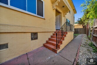 2125 14th Ave, Unit #25 in Oakland, CA - Building Photo - Building Photo