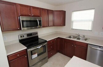 2425 Cushing Dr in West Lafayette, IN - Building Photo - Building Photo