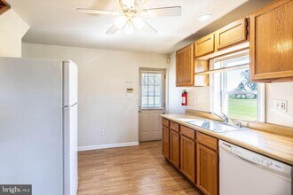 230 Landing St in Vincentown, NJ - Building Photo - Building Photo