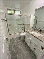 4534 Vista Del Monte Ave in Los Angeles, CA - Building Photo