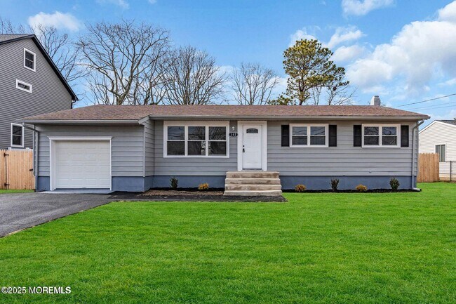 382 Dogwood Dr in Brick, NJ - Building Photo - Building Photo
