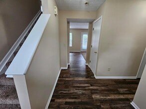5601 Asbury Ridge Ct in Columbus, OH - Building Photo - Building Photo