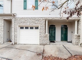 3194 Richmond Rd in Beachwood, OH - Building Photo