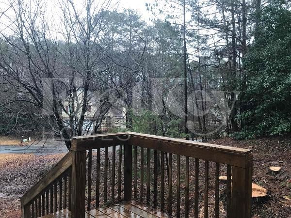 property at 1611 Cumberland Club Rd SW